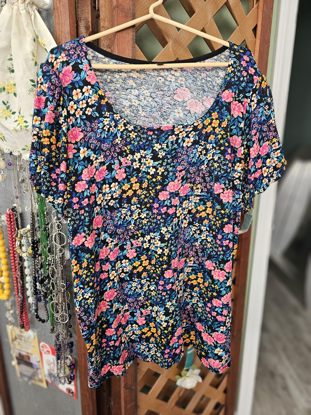 torrid Navy Floral Scoop Neck Tee with Pink & Yellow Blooms, Puffy Sleeves